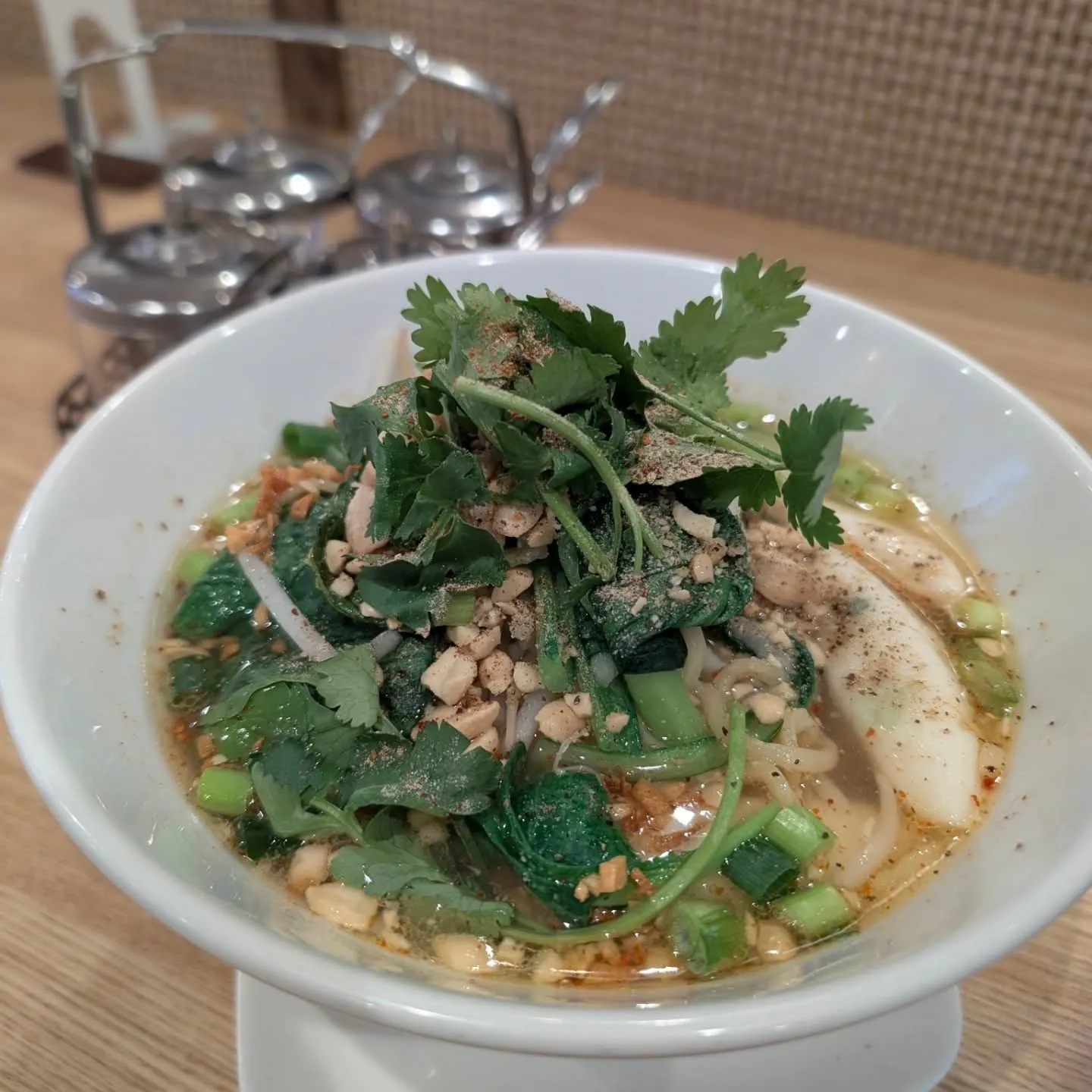【5/20ラットナー登場！タイ風あんかけ炒め麺！】