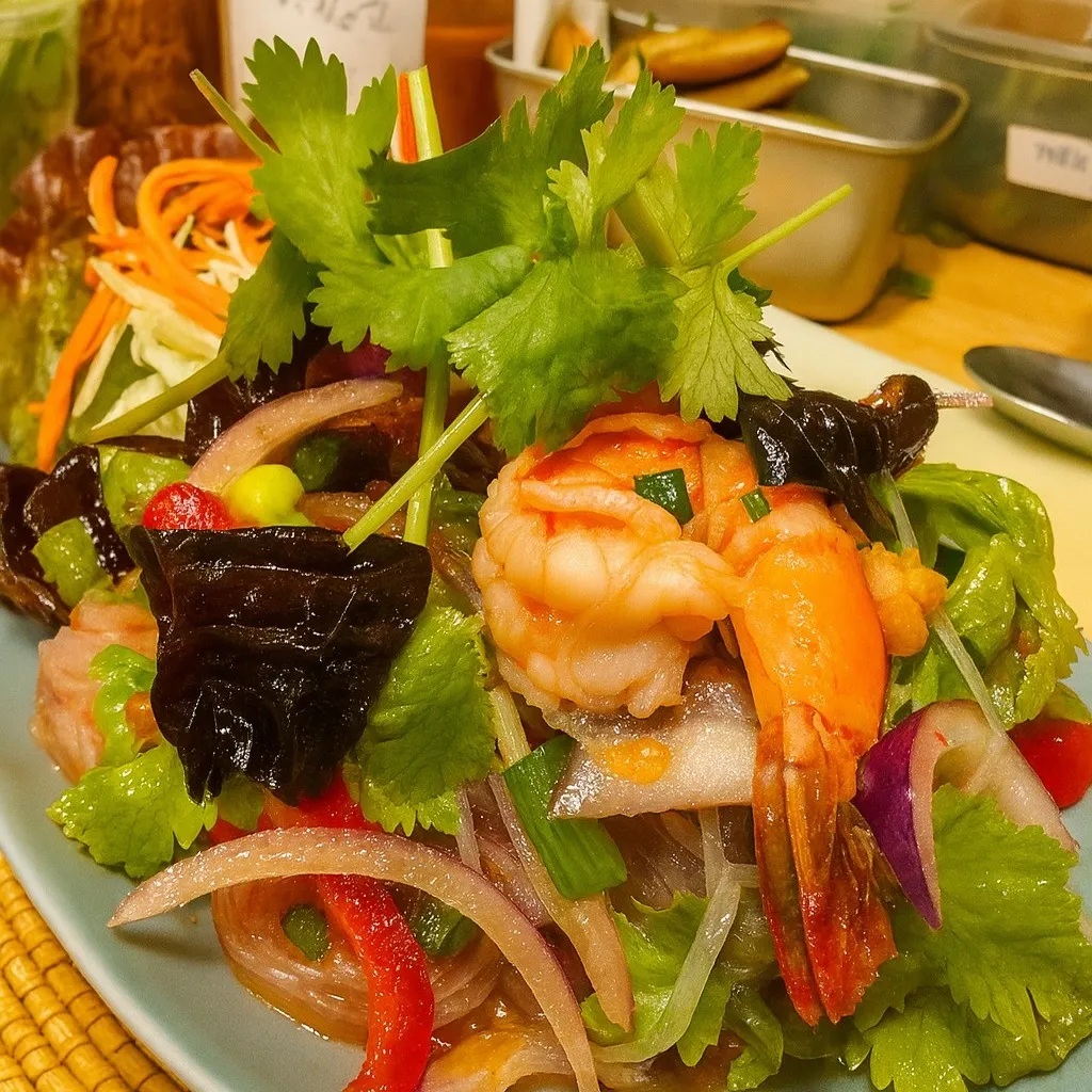 📣 週末は是非タイ料理で！この街でしか食べられないタイ料理を...