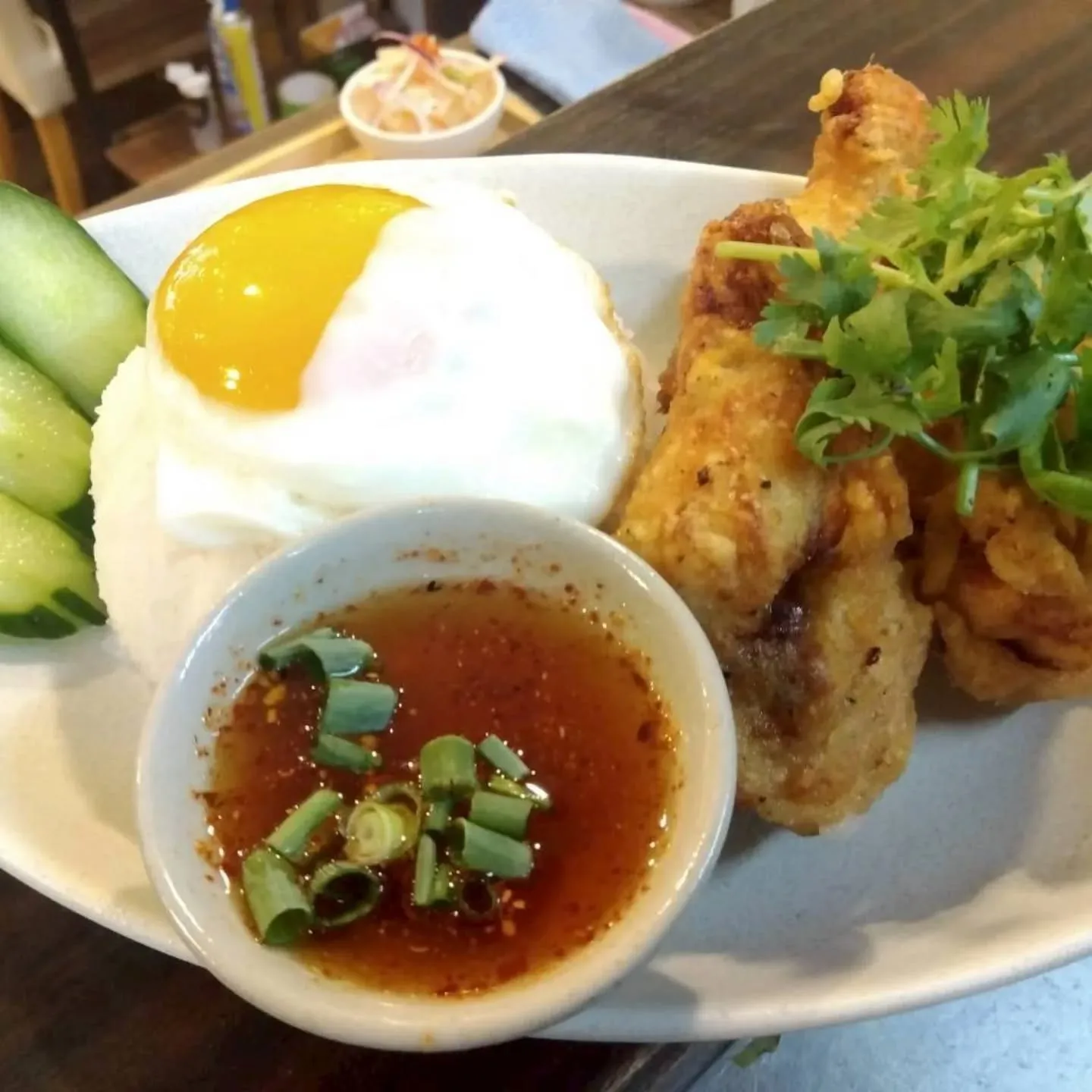 📣 8/21(木) タイ風唐揚げガイトートランチセット！