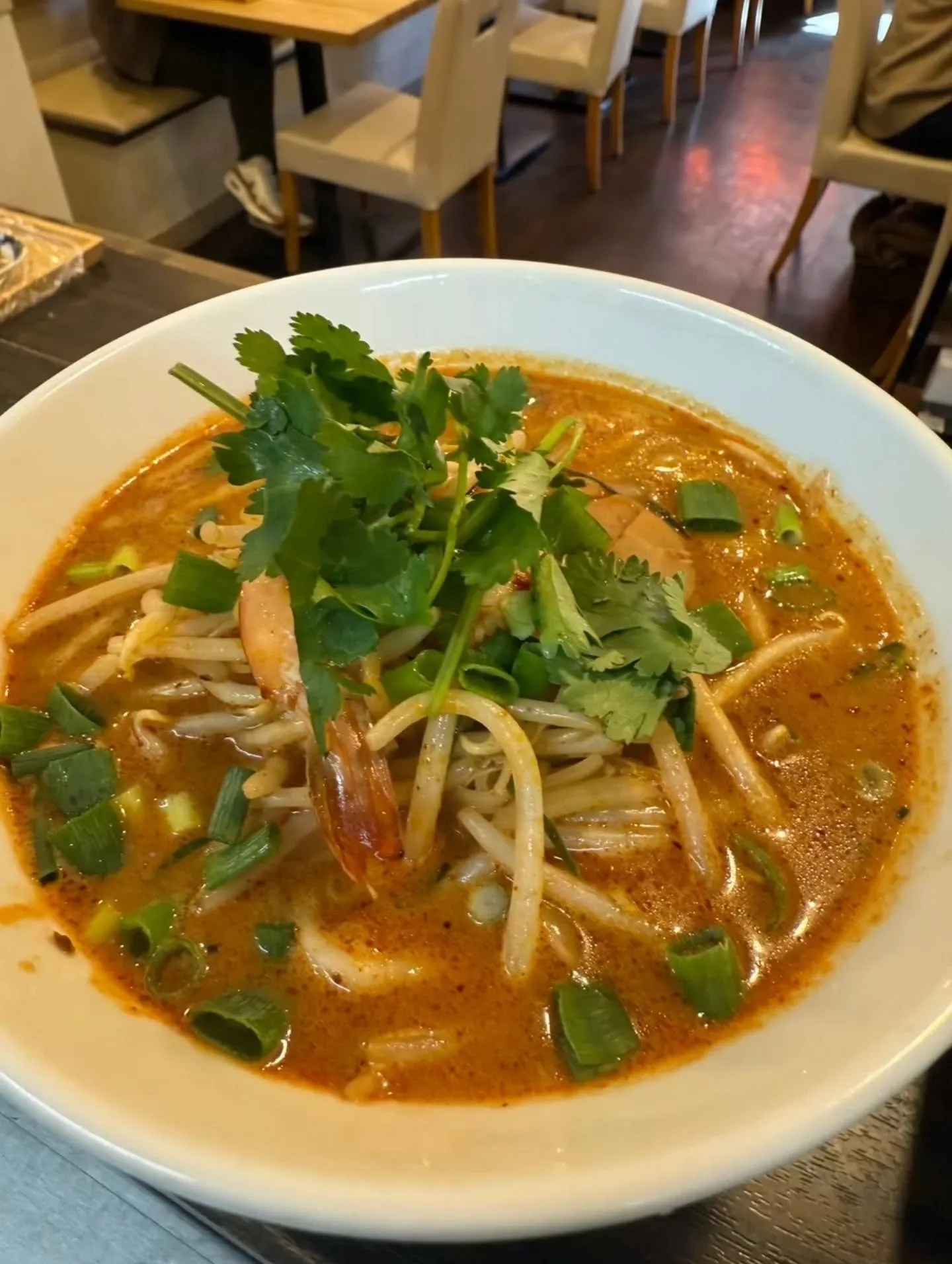 🌿🦐久々の「マッサマンカレー」!トムヤム冷麺も火曜水曜登場🍜...
